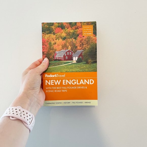✨ NWT New England Travel Book | Fodor's Travel Blog - Picture 1 of 3